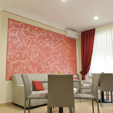 Abanyta Hotel *
